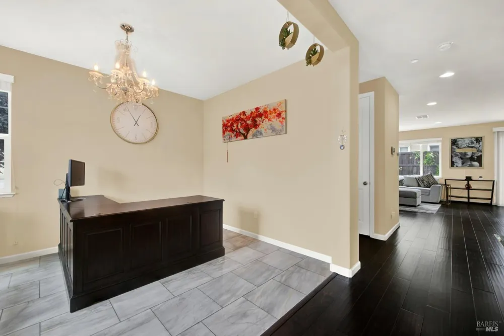 1000 Carlisle Court Vacaville, CA 95688