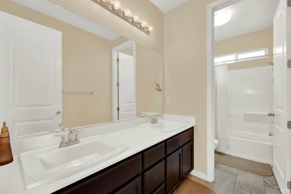 1000 Carlisle Court Vacaville, CA 95688