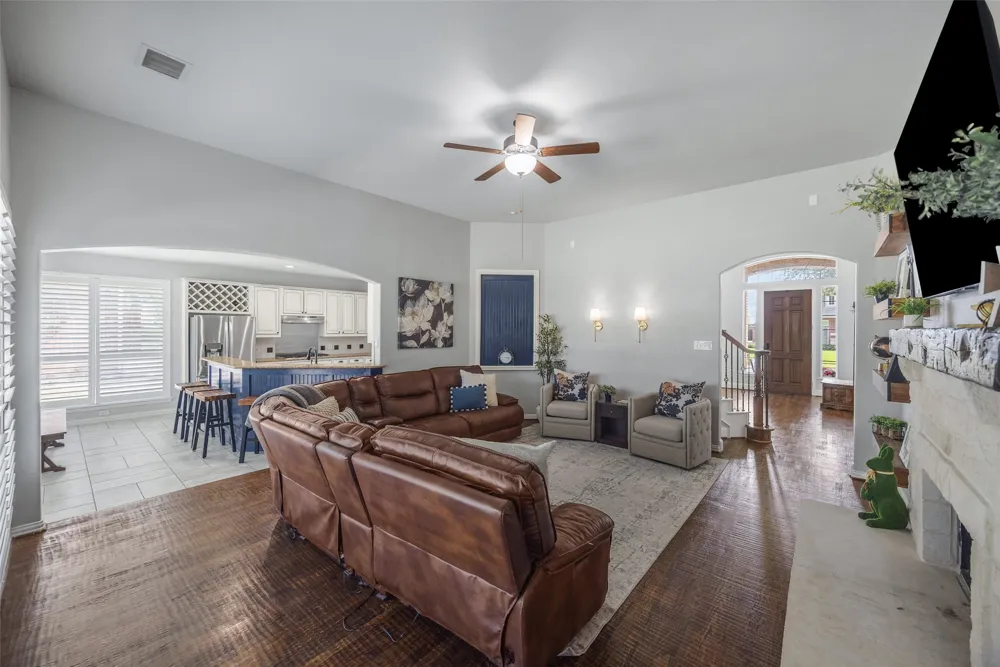 711 Country Meadow Drive Murphy, TX 75094