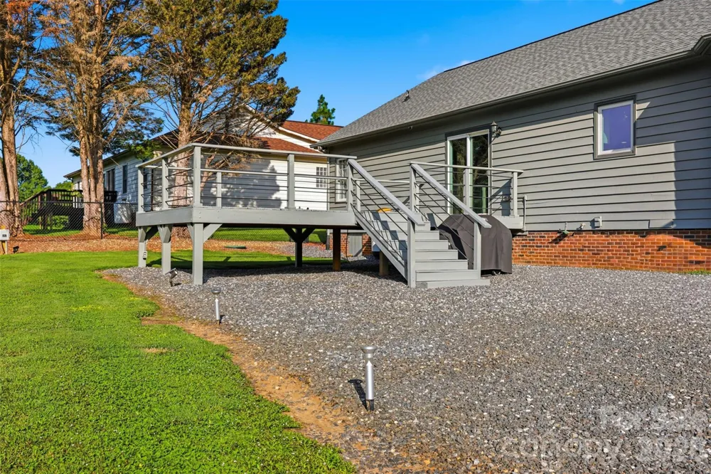 40 Candlewick Cove Drive Taylorsville, NC 28681