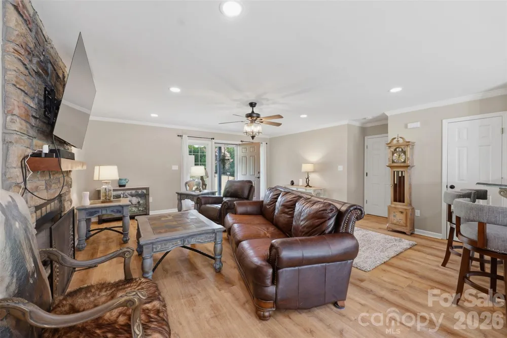 40 Candlewick Cove Drive Taylorsville, NC 28681