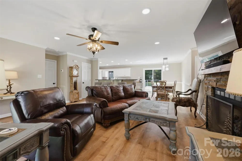 40 Candlewick Cove Drive Taylorsville, NC 28681