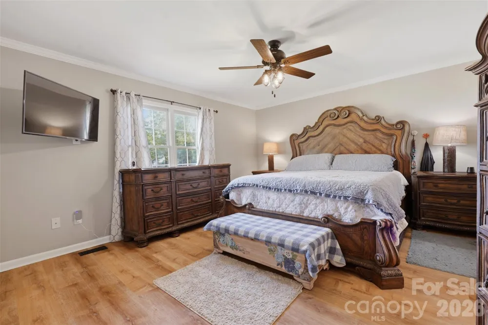 40 Candlewick Cove Drive Taylorsville, NC 28681