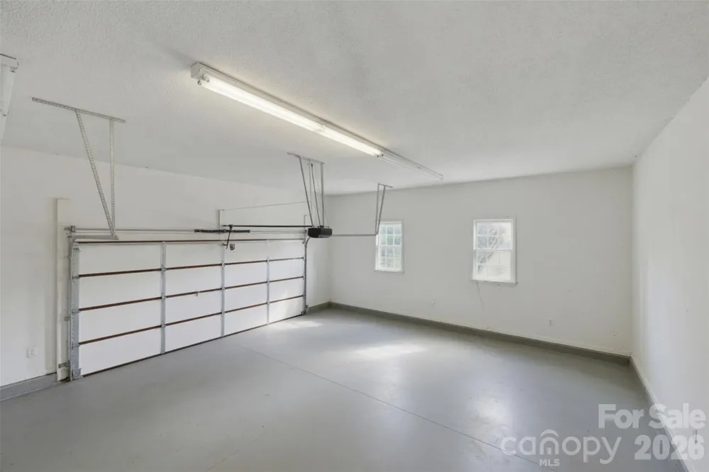 40 Candlewick Cove Drive Taylorsville, NC 28681