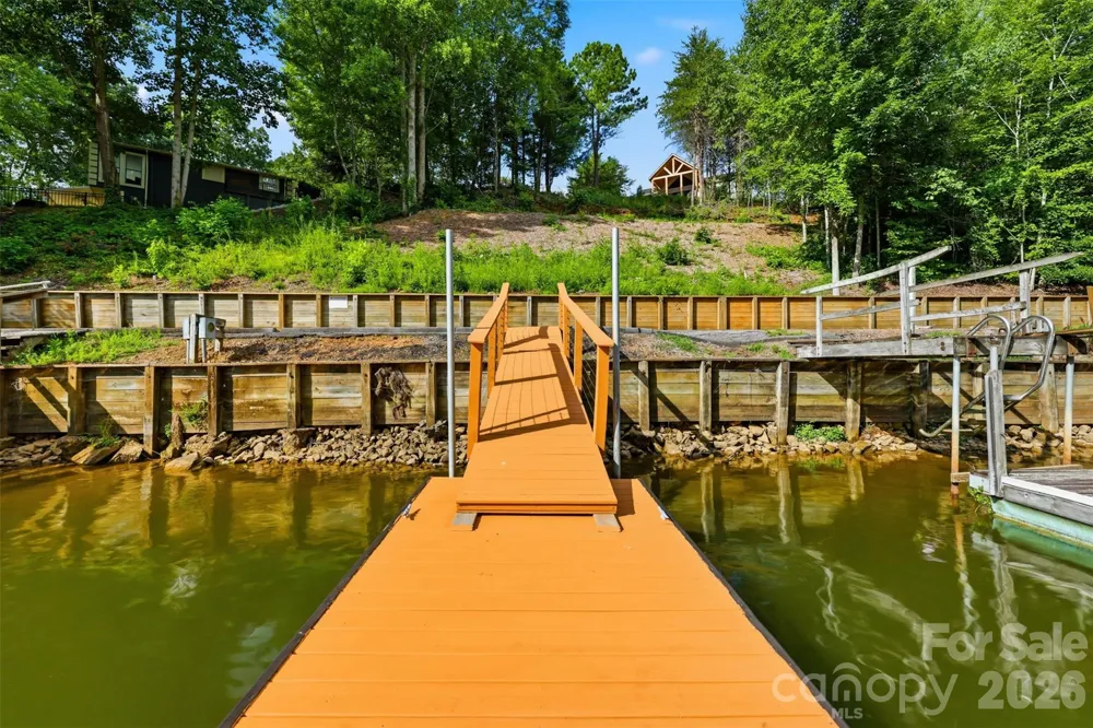 40 Candlewick Cove Drive Taylorsville, NC 28681