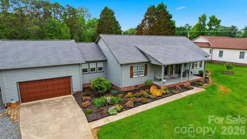 40 Candlewick Cove Drive Taylorsville, NC 28681