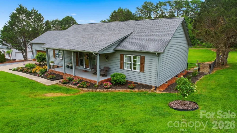 40 Candlewick Cove Drive Taylorsville, NC 28681
