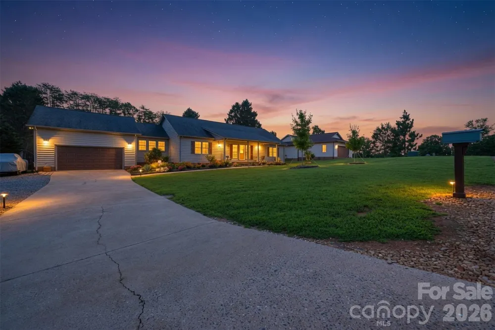 40 Candlewick Cove Drive Taylorsville, NC 28681