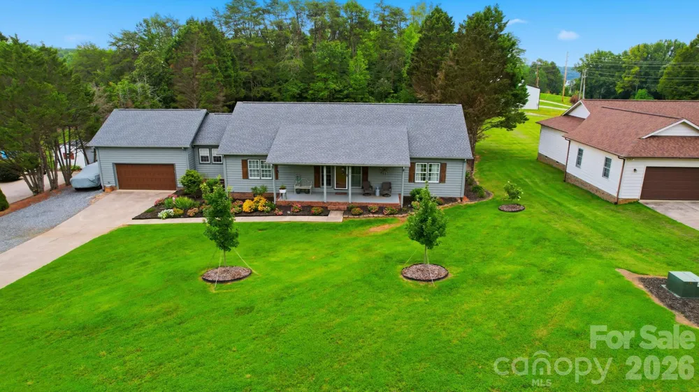 40 Candlewick Cove Drive Taylorsville, NC 28681