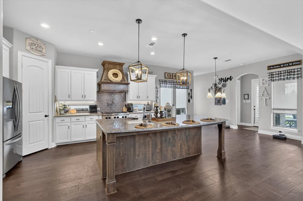 6706 Blackstone Drive Sachse, TX 75048