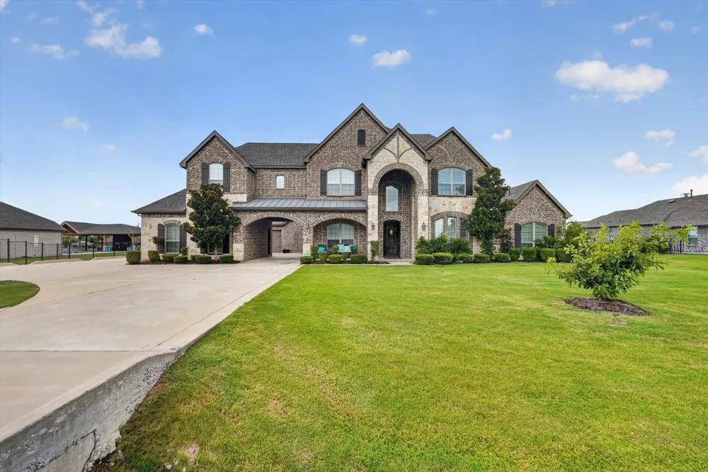 6706 Blackstone Drive Sachse, TX 75048