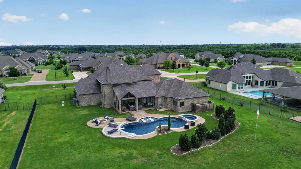 6706 Blackstone Drive Sachse, TX 75048