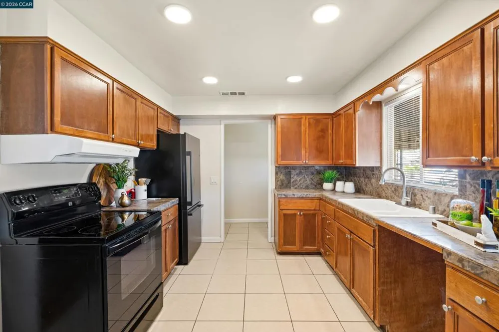 5714 Claremont Ave Stockton, CA 95207
