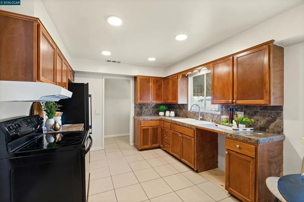 5714 Claremont Ave Stockton, CA 95207