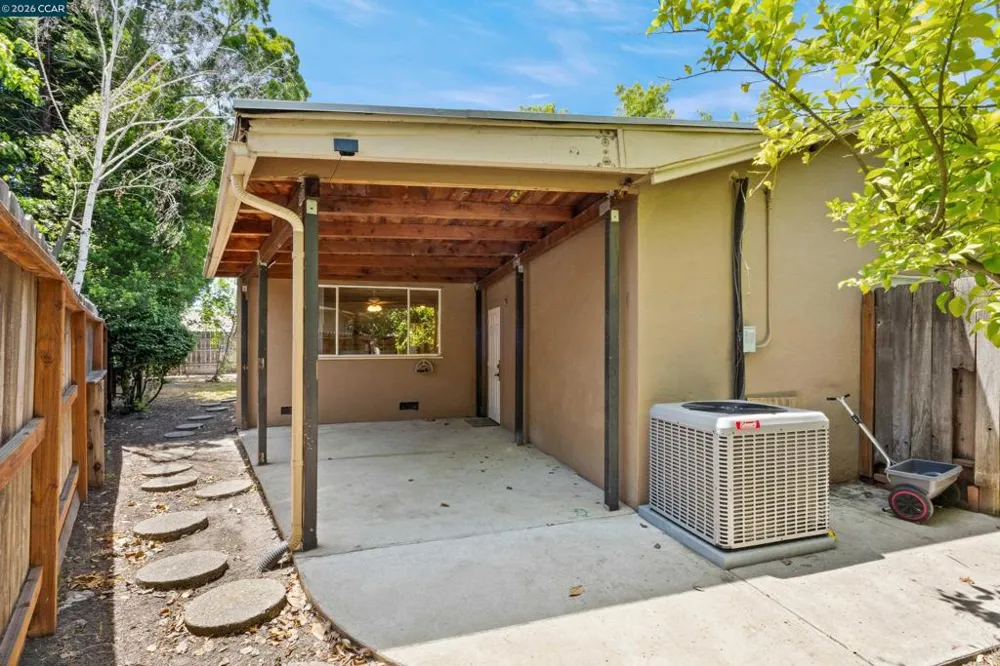 5714 Claremont Ave Stockton, CA 95207