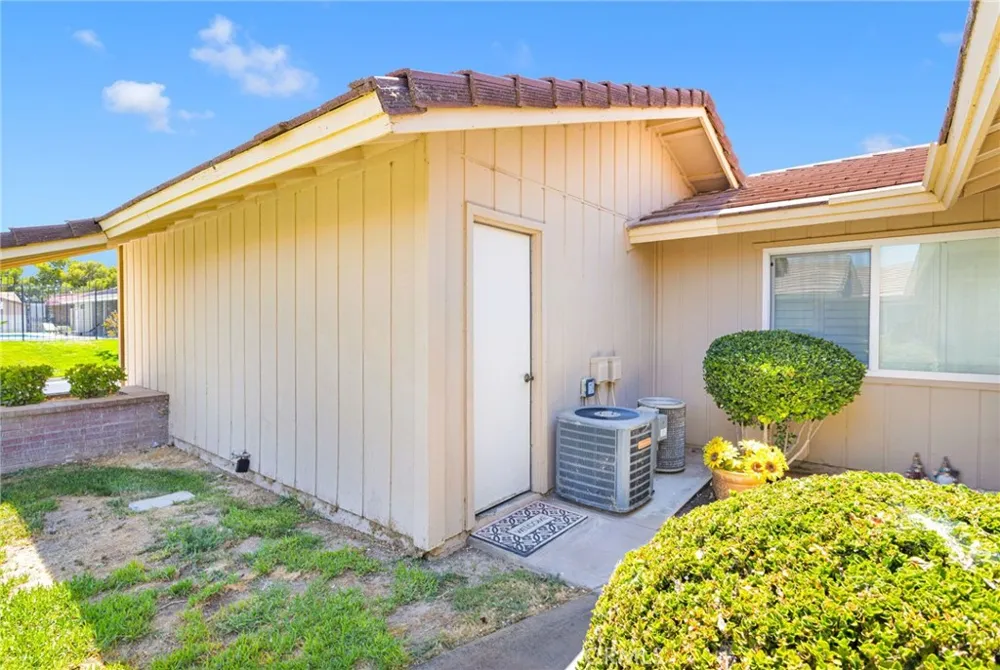 27535 Lakeview #21 Helendale, CA 92342