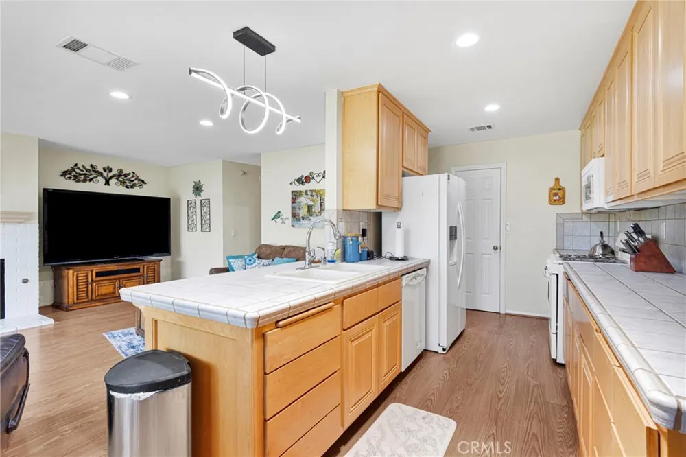 27535 Lakeview #21 Helendale, CA 92342