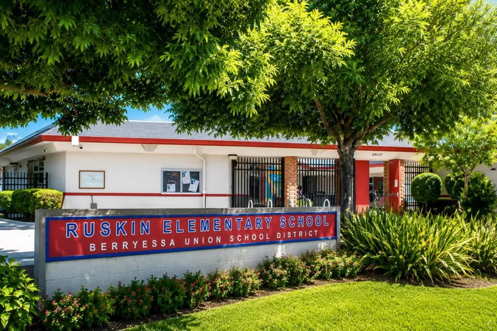 2789 Sierra Village Court San Jose, CA 95132