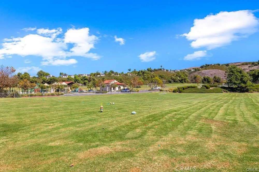 1203 Llano San Clemente, CA 92673
