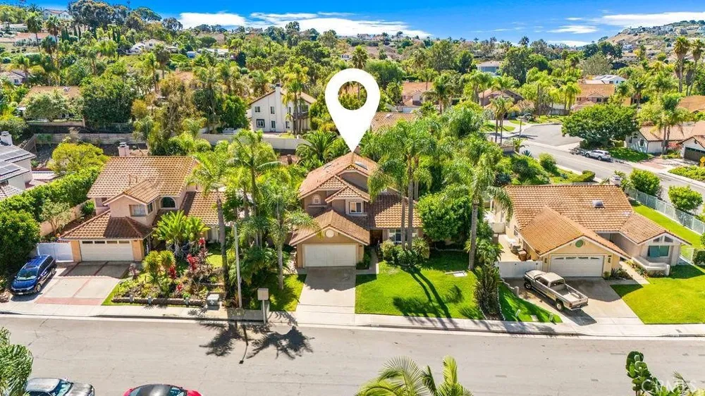 1203 Llano San Clemente, CA 92673