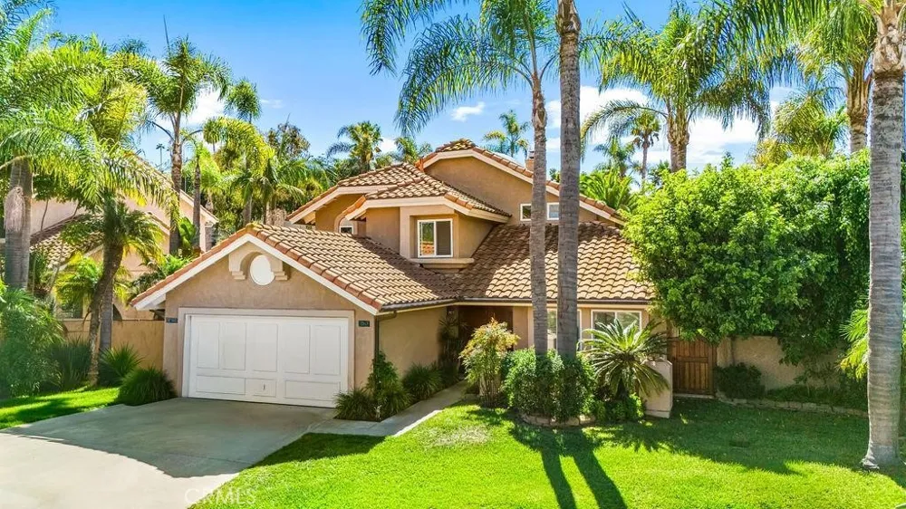 1203 Llano San Clemente, CA 92673