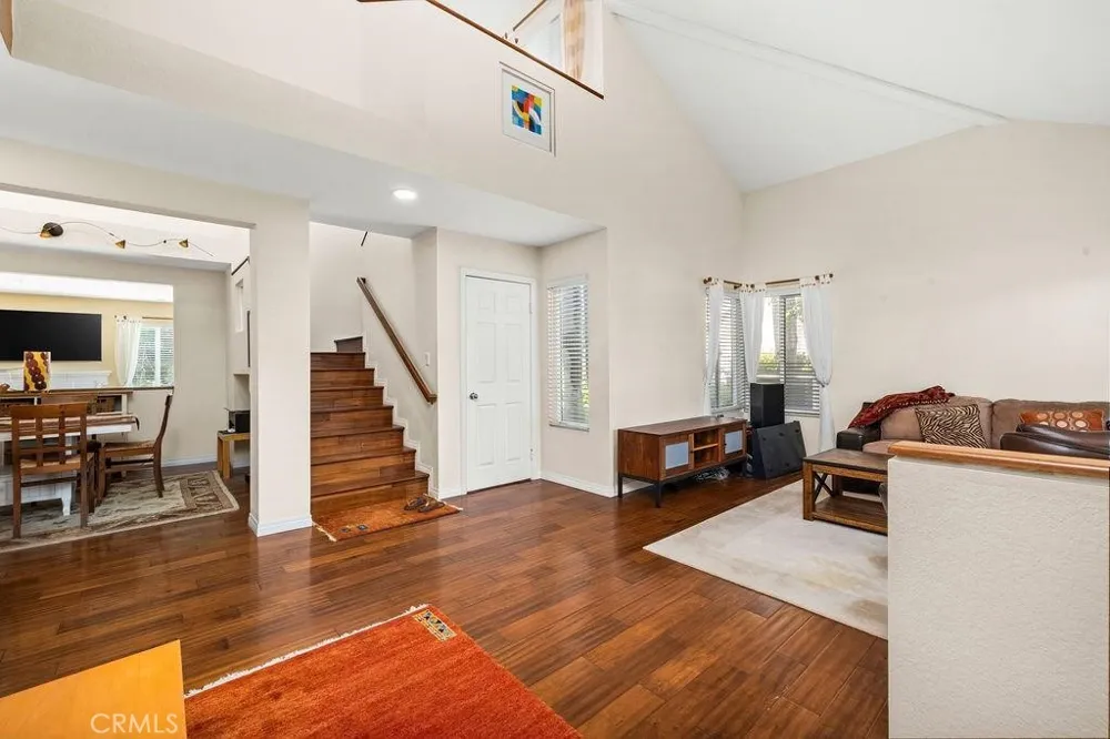 1203 Llano San Clemente, CA 92673