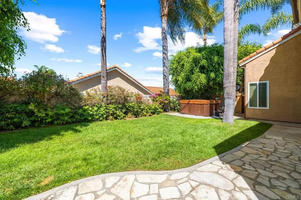 1203 Llano San Clemente, CA 92673