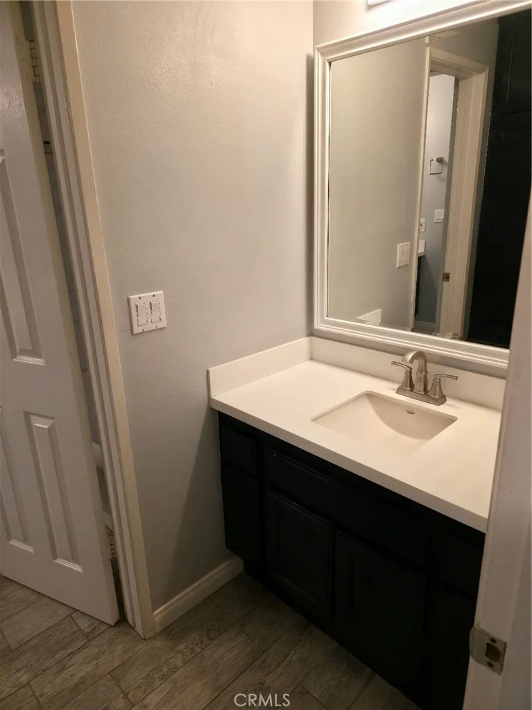 4558 Willis #114 Los Angeles, CA 91403