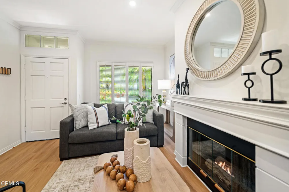 111 S Oak Knoll Avenue #107 Pasadena, CA 91101