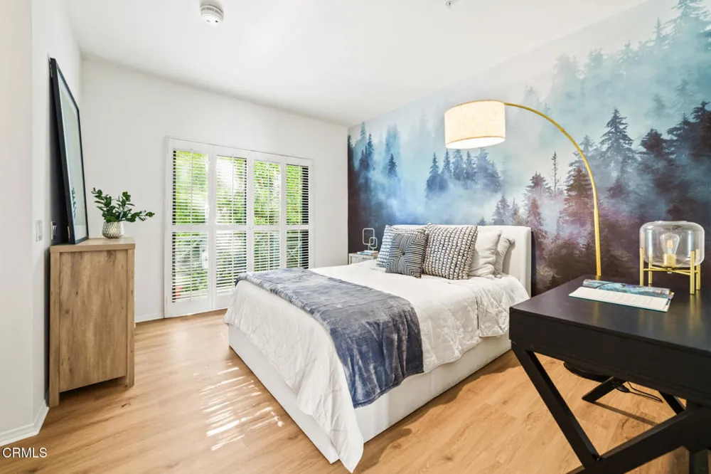 111 S Oak Knoll Avenue #107 Pasadena, CA 91101