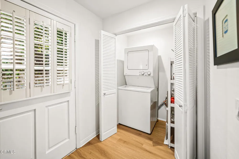 111 S Oak Knoll Avenue #107 Pasadena, CA 91101
