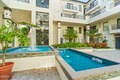 111 S Oak Knoll Avenue #107