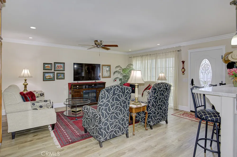 2044 Via Mariposa E #B Laguna Woods, CA 92637