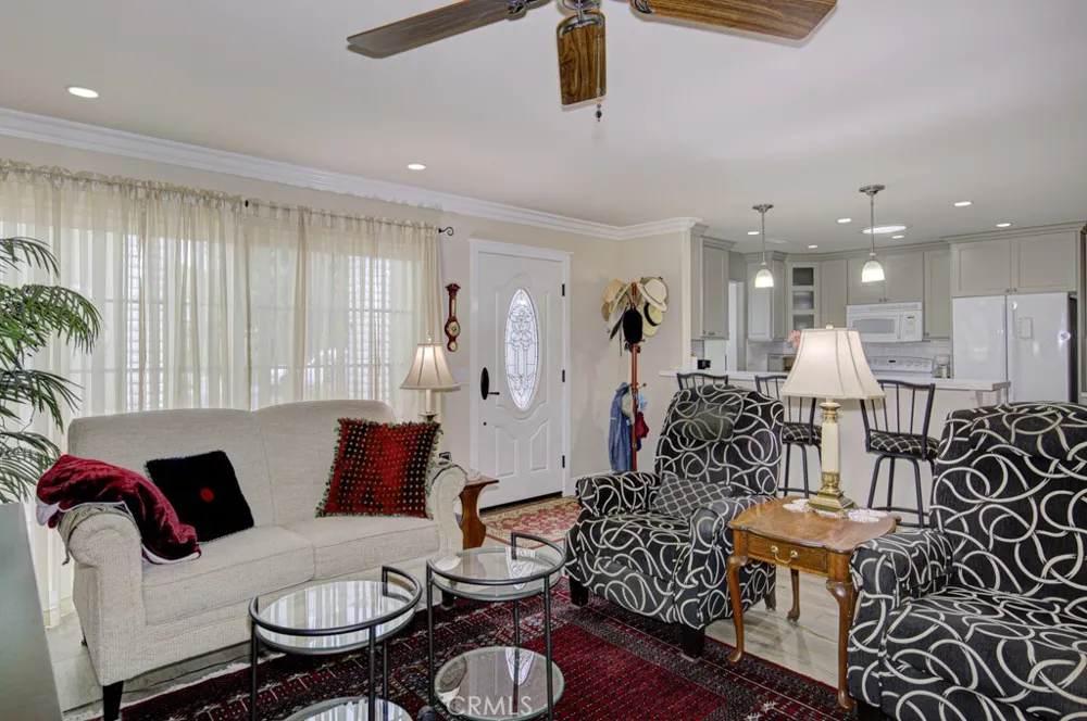 2044 Via Mariposa E #B Laguna Woods, CA 92637