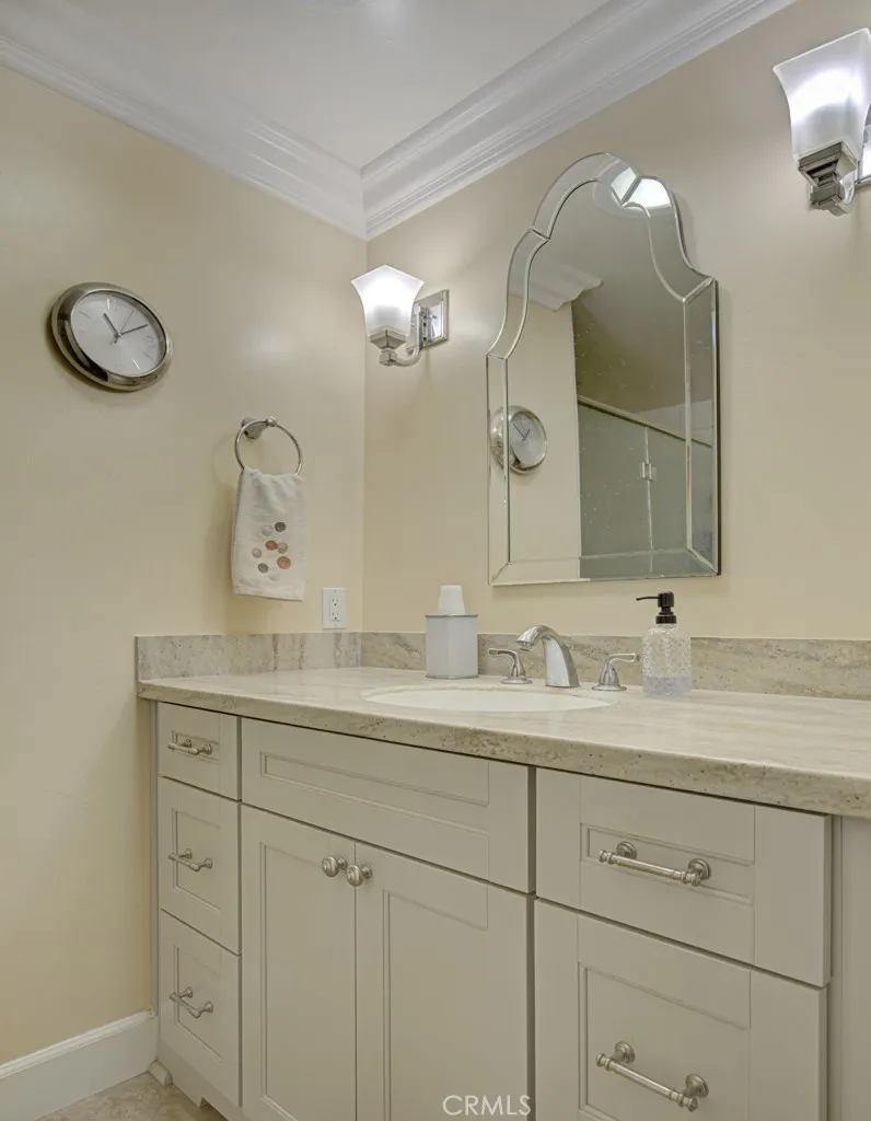 2044 Via Mariposa E #B Laguna Woods, CA 92637