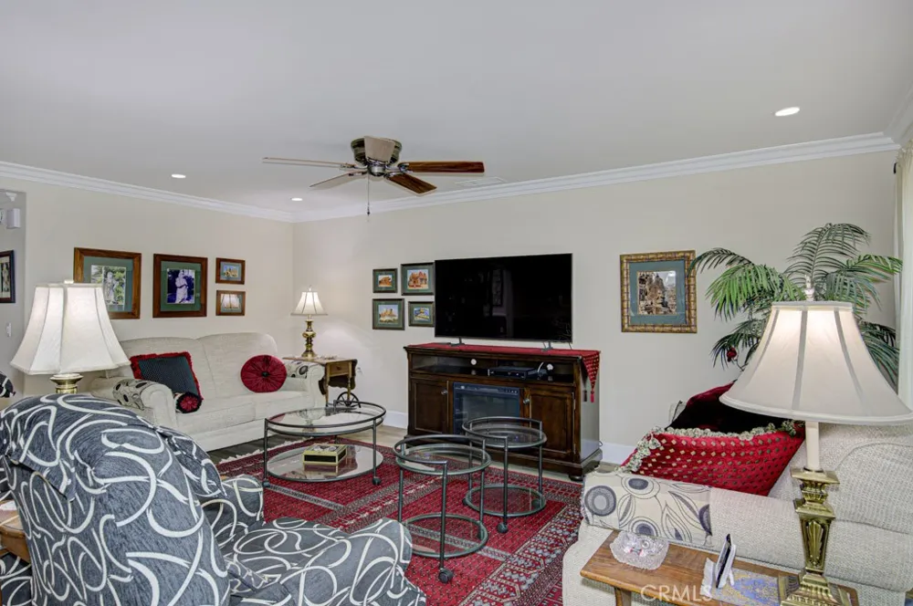 2044 Via Mariposa E #B Laguna Woods, CA 92637