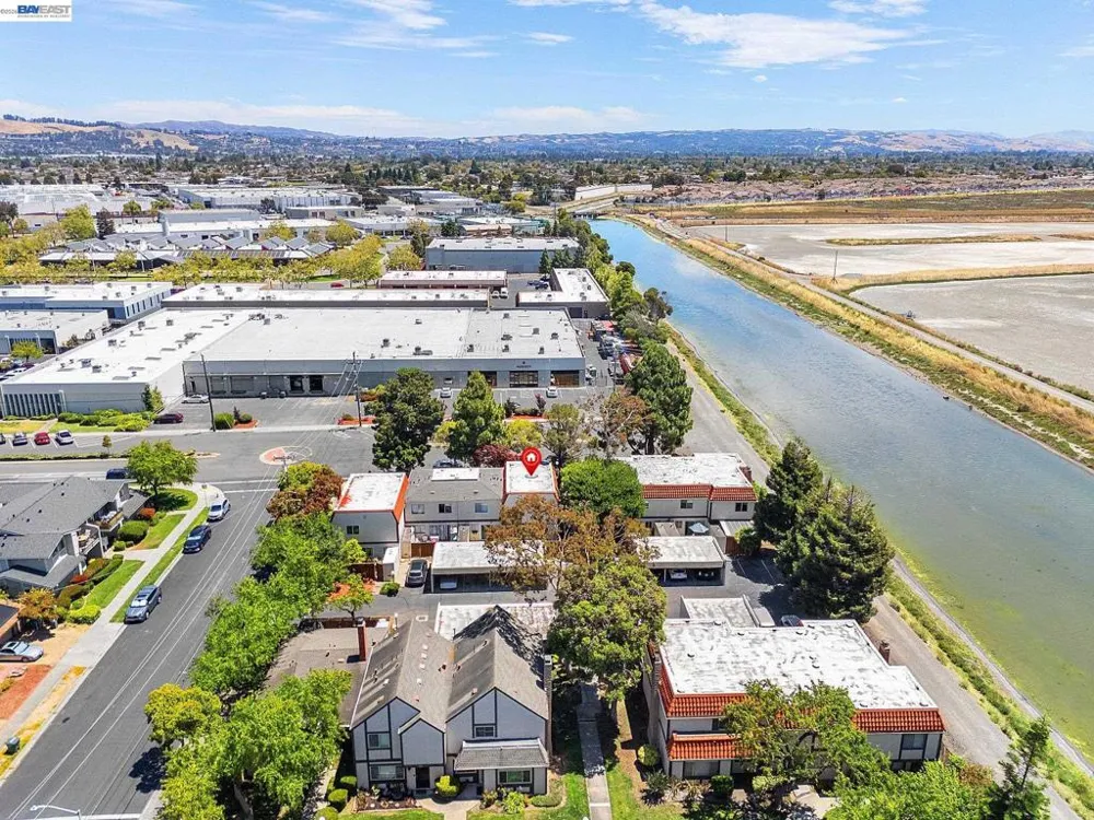 14715 Doolittle Dr San Leandro, CA 94577