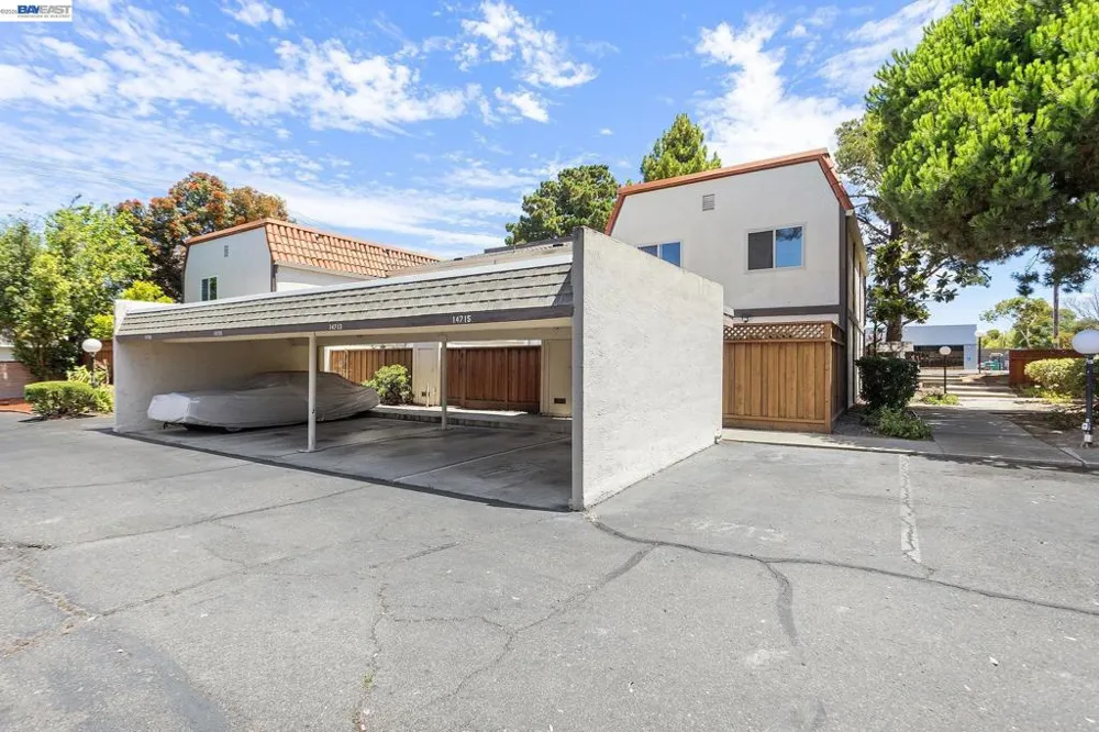14715 Doolittle Dr San Leandro, CA 94577