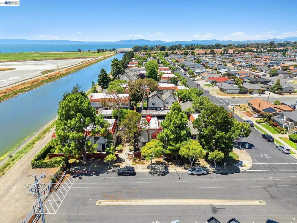 14715 Doolittle Dr San Leandro, CA 94577