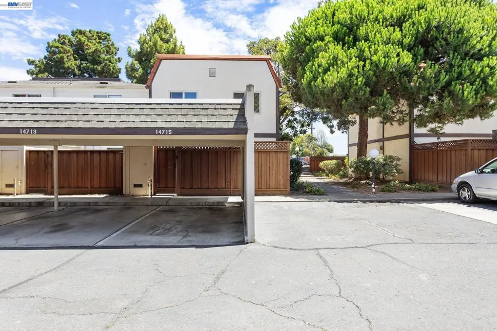 14715 Doolittle Dr San Leandro, CA 94577