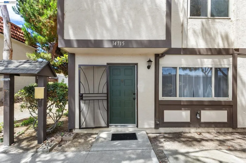 14715 Doolittle Dr San Leandro, CA 94577