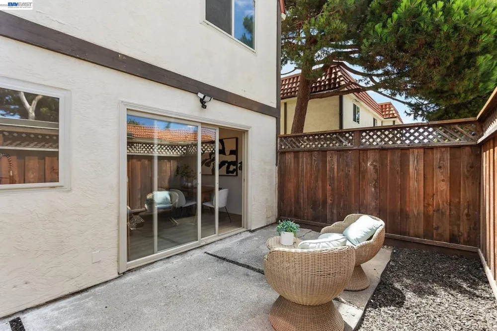 14715 Doolittle Dr San Leandro, CA 94577