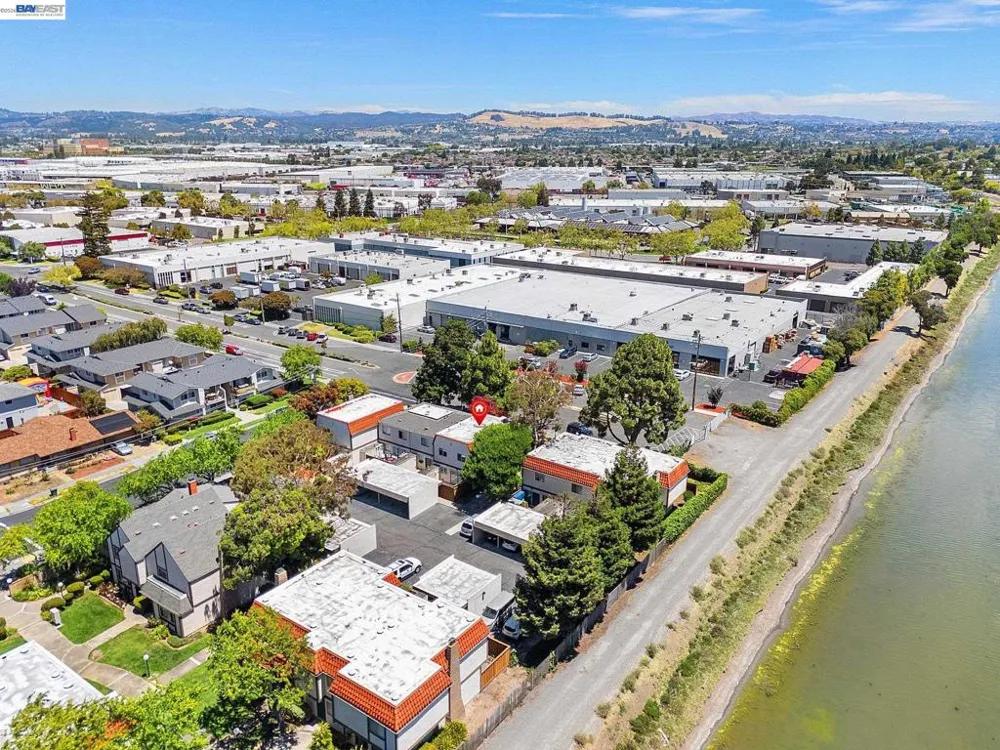 14715 Doolittle Dr San Leandro, CA 94577