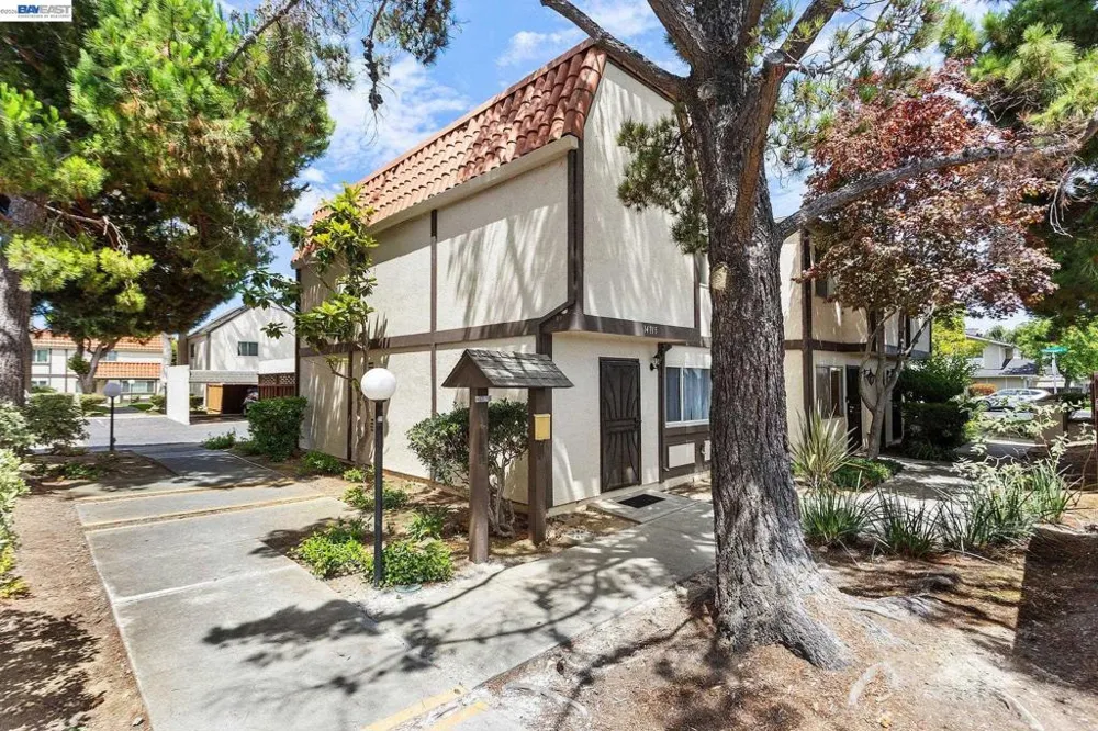 14715 Doolittle Dr San Leandro, CA 94577