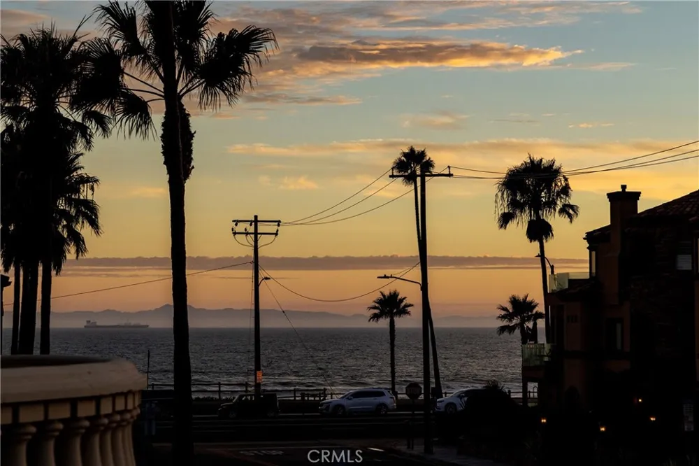 122 22nd Street Huntington Beach, CA 92648