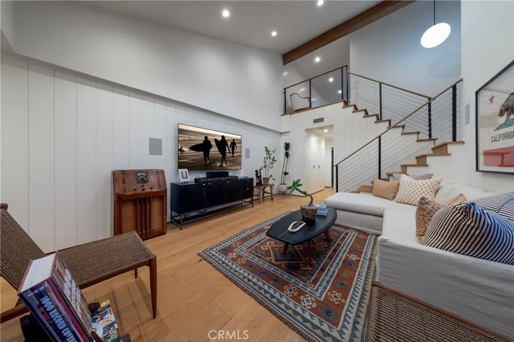 122 22nd Street Huntington Beach, CA 92648