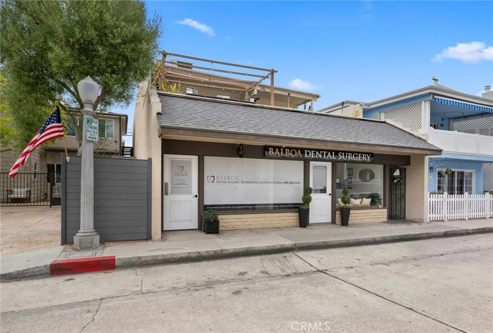 122 Agate Newport Beach, CA 92662