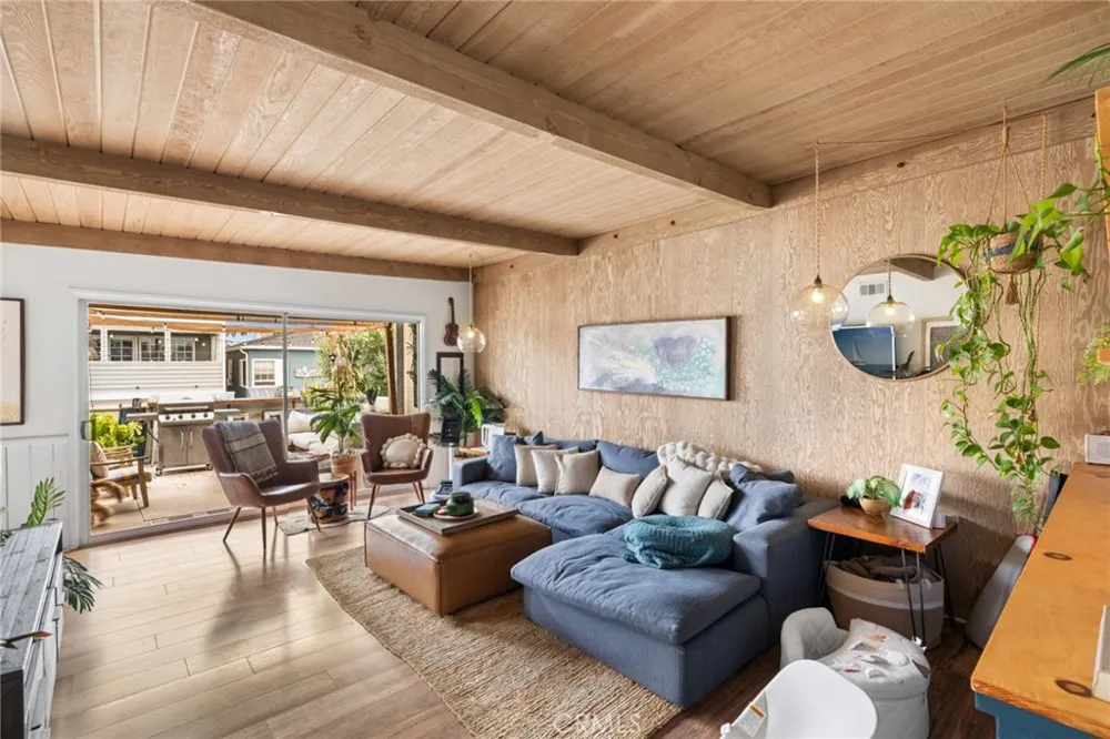 122 Agate Newport Beach, CA 92662