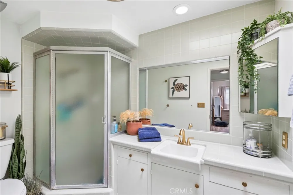 122 Agate Newport Beach, CA 92662