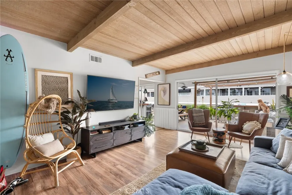 122 Agate Newport Beach, CA 92662
